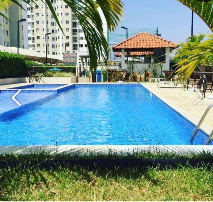 Apartamento Em Condominio Com Lazer ベロ・オリゾンテ エクステリア 写真